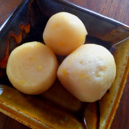 夕食の副菜に。出汁気持ち多めでちょっと薄めの味付けにしたら1歳の息子でも食べられるくらい中まででやわらかーく炊けました☆